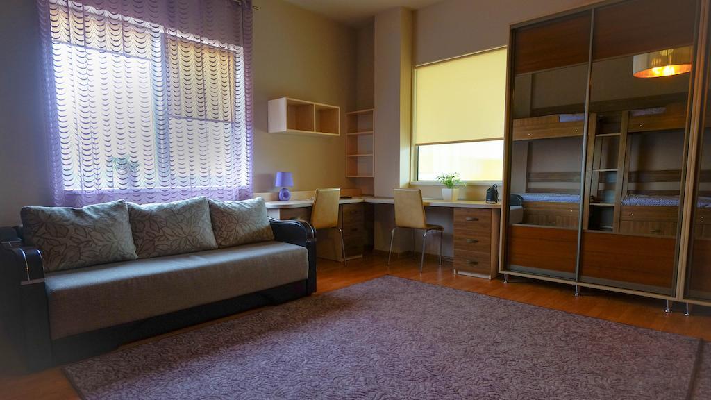 City Hostel Panorama Úzhgorod Habitación foto